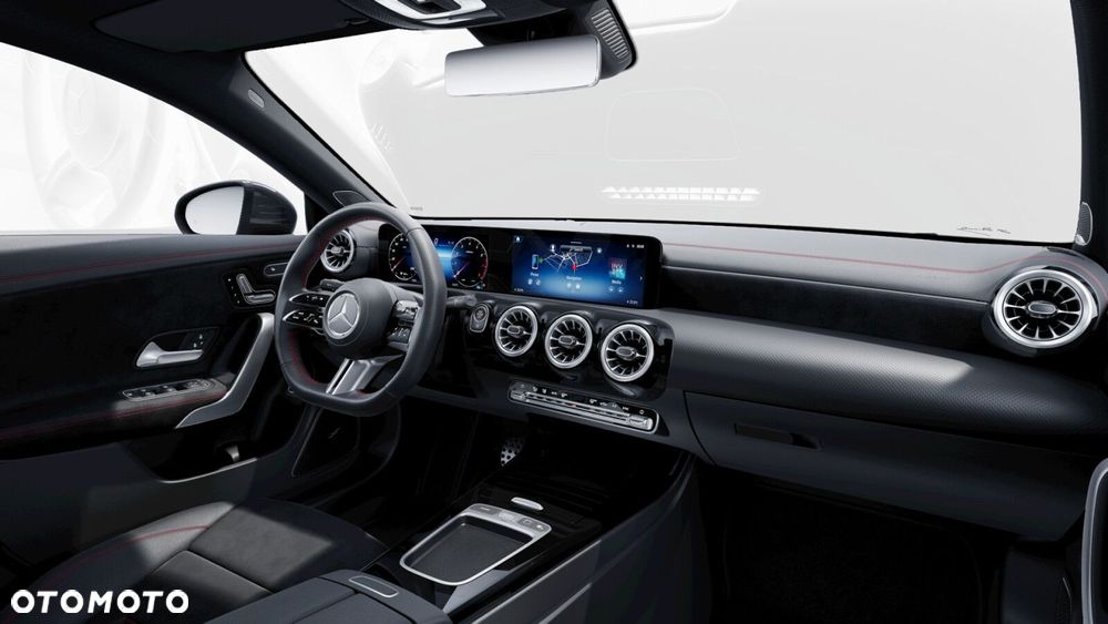 Mercedes-Benz CLA - 11