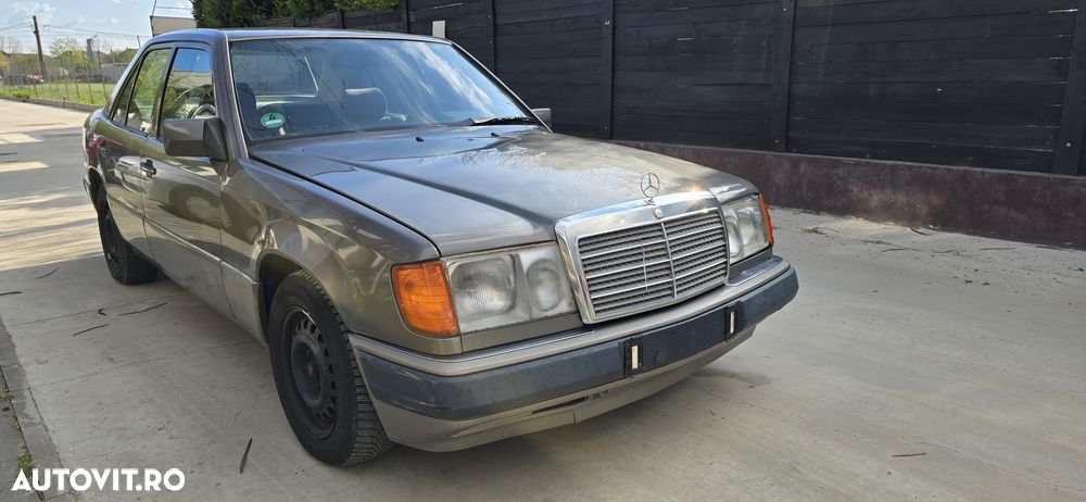 Mercedes-Benz W124 - 4