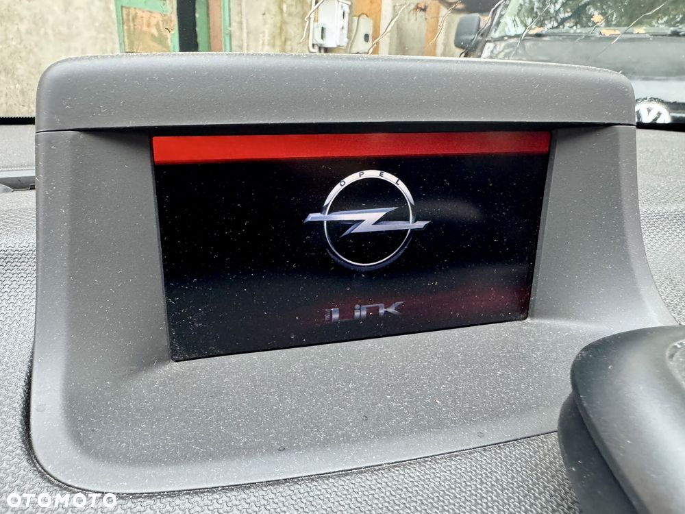 Opel Meriva - 10
