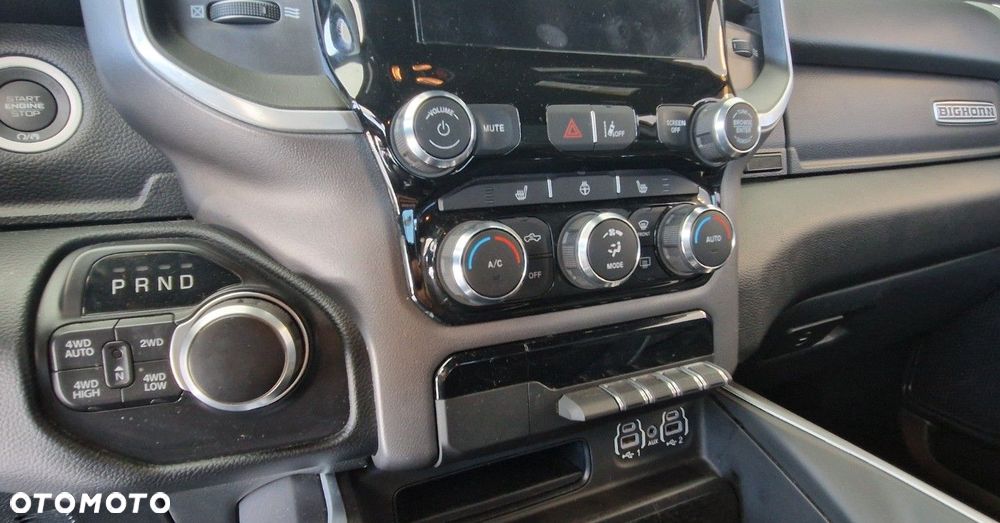 Dodge RAM - 28