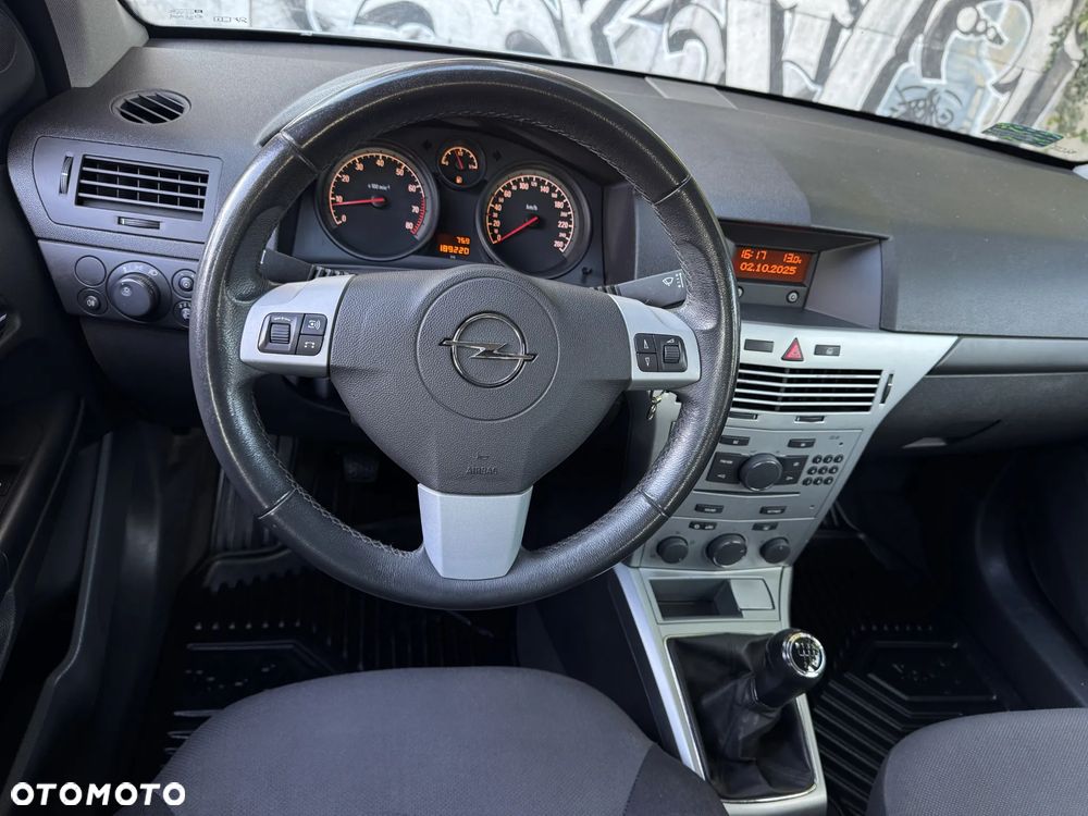 Opel Astra III 1.4 Enjoy - 12