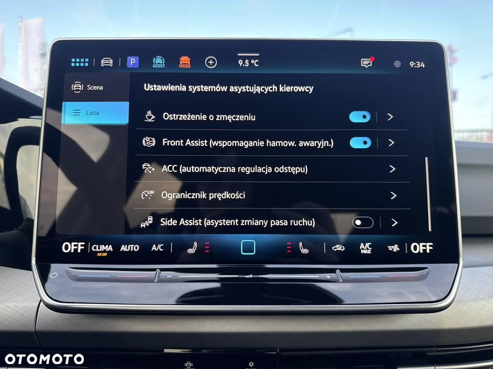 Volkswagen Golf 1.5 TSI EHybrid PHEV 150kW Life Plus DSG - 12