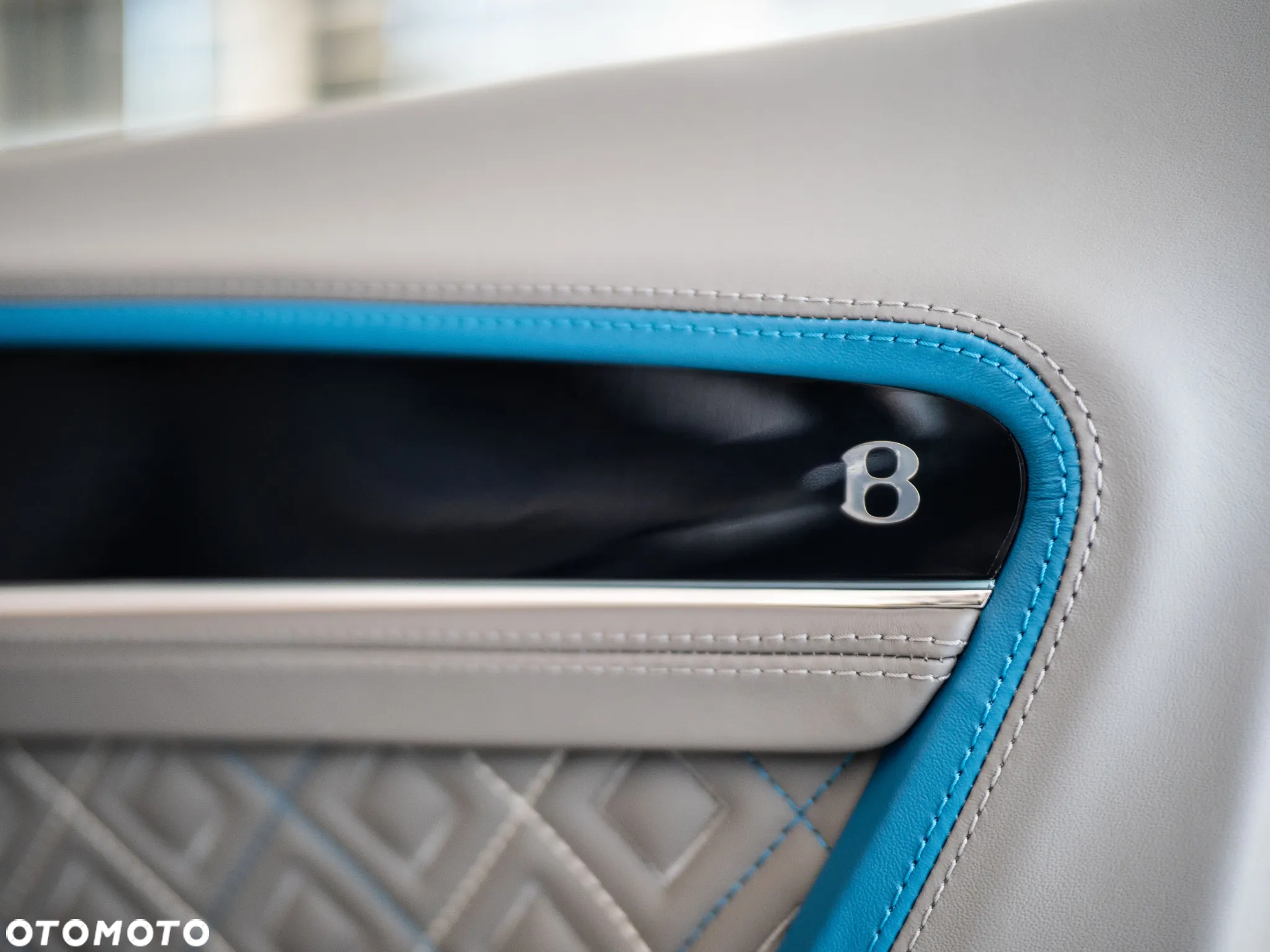 Bentley Continental GT New Convertible V8 Mulliner - 13