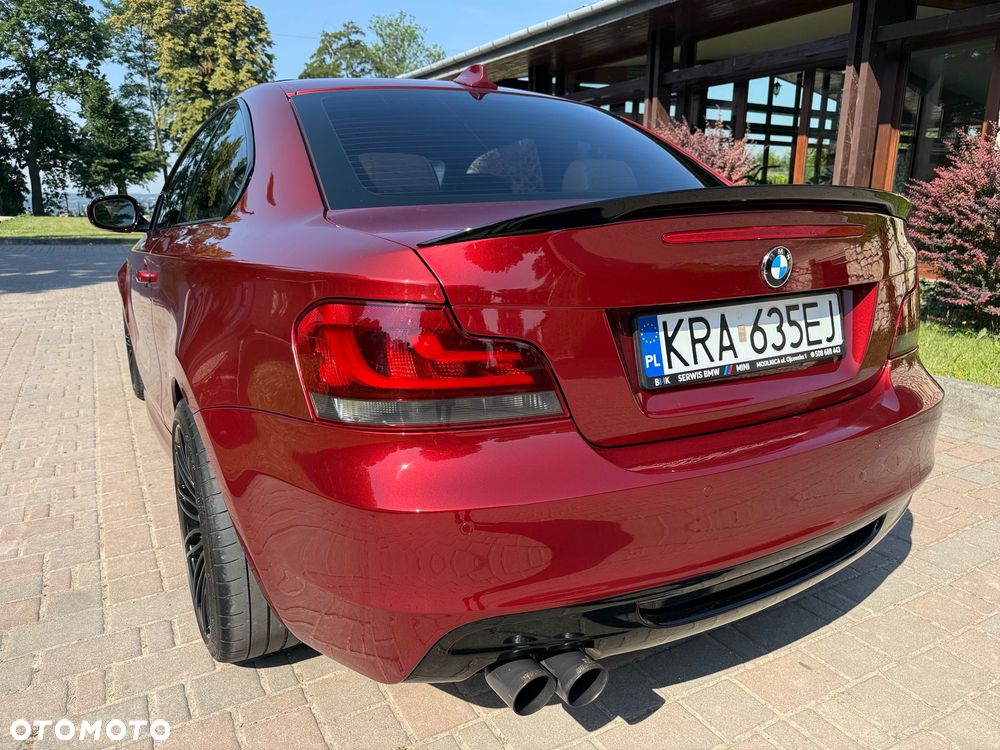 BMW Seria 1 135i Limited Edition Lifestyle mit M Sportpaket - 12