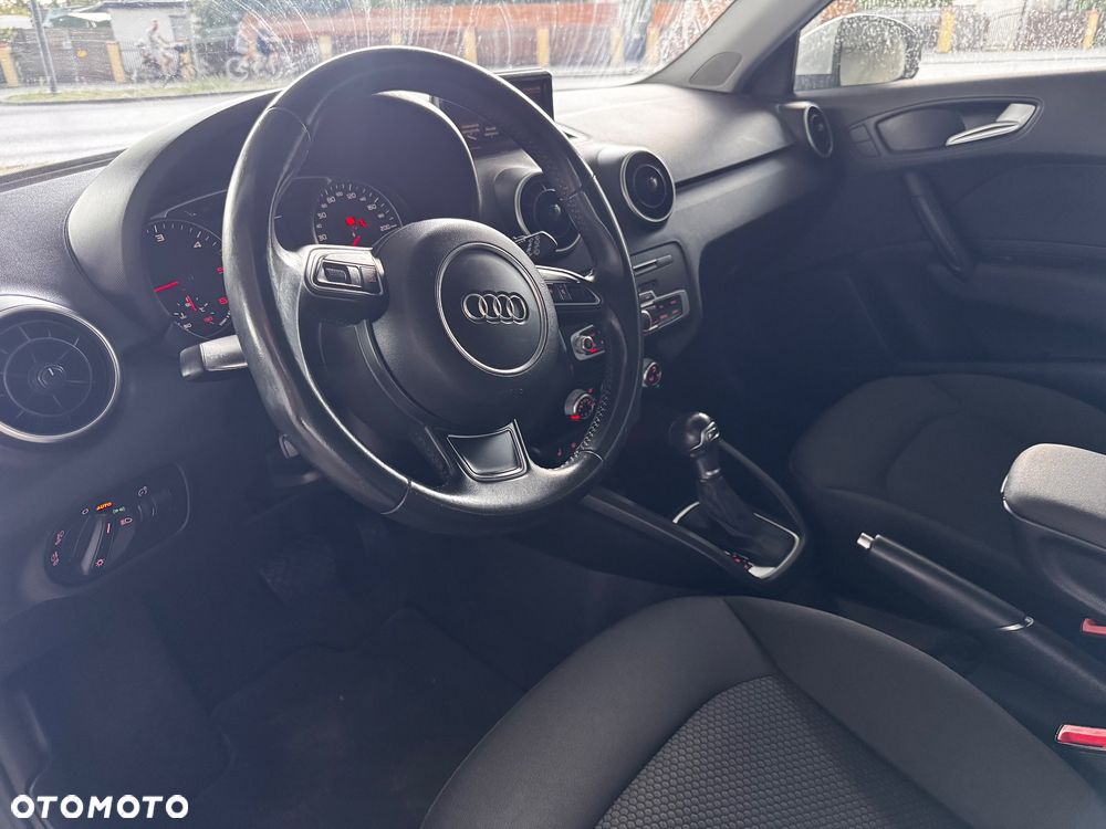 Audi A1 Sportback 1.4 TDI (ultra) S tronic design - 9