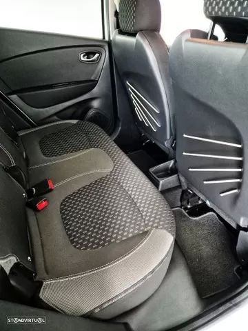 Renault Captur 0.9 TCE Exclusive - 9