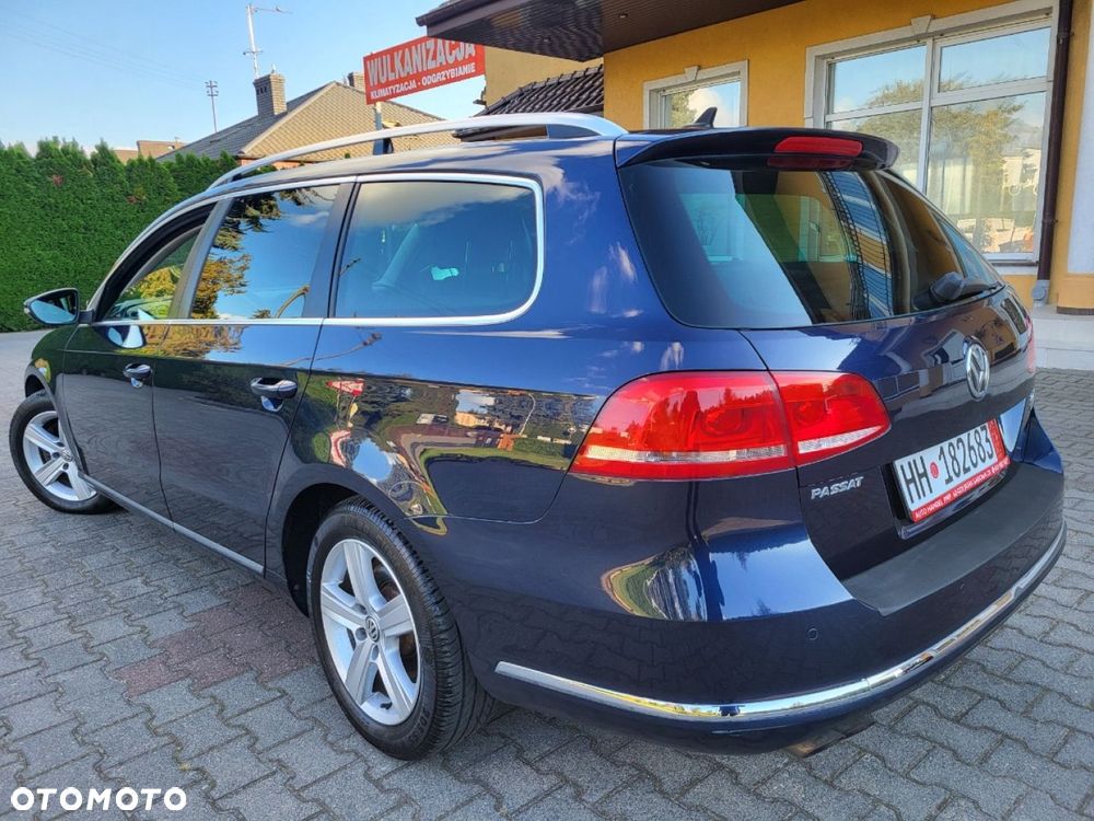Volkswagen Passat - 4
