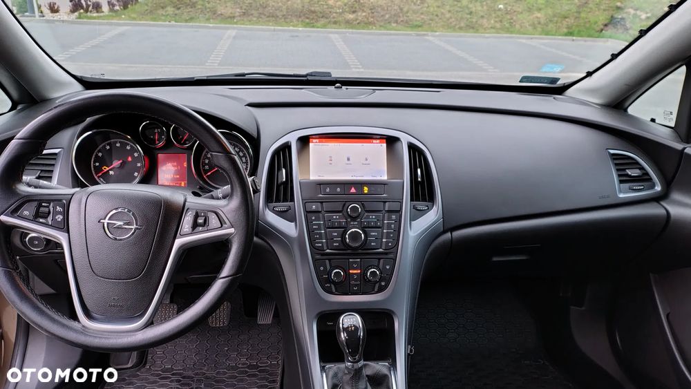 Opel Astra 1.6 Enjoy - 11