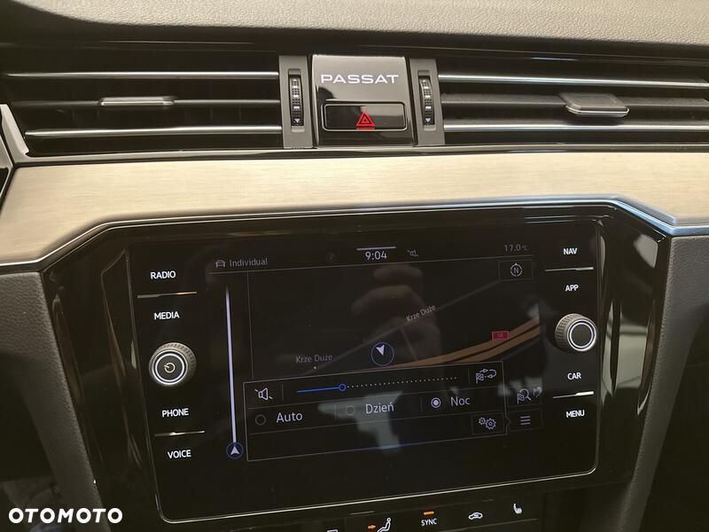 Volkswagen Passat 1.5 TSI EVO Elegance DSG - 15