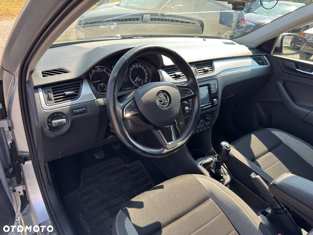 Skoda RAPID 1.0 TSI Ambition - 18