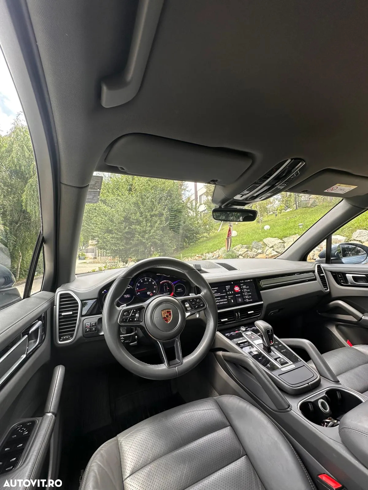 Porsche Cayenne - 13