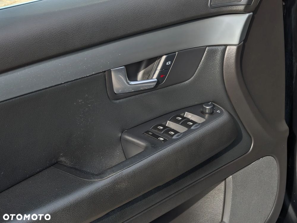 Audi A4 Avant 3.0 TDI quattro - 22