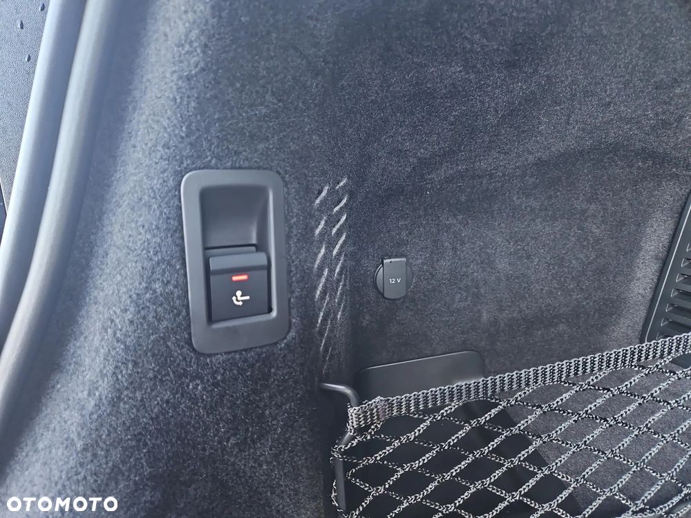 Audi S8 TFSI quattro tiptronic - 11