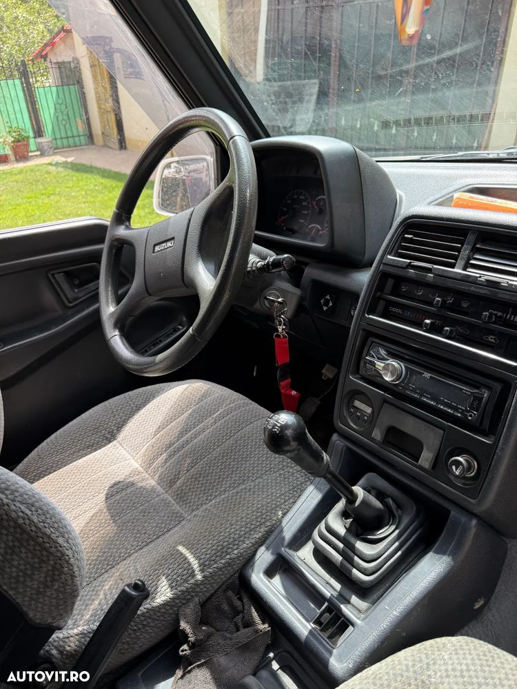 Suzuki Vitara - 6