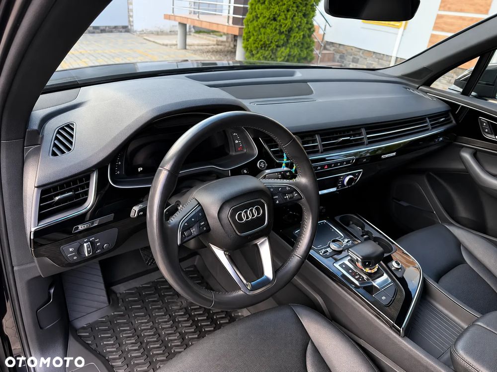 Audi Q7 - 18