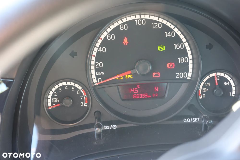 Volkswagen up! - 17