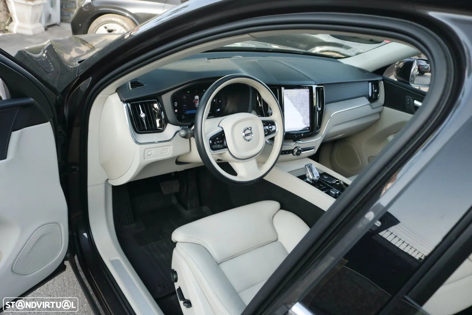 Volvo XC 60 2.0 T6 PHEV Inscription Expression AWD - 10