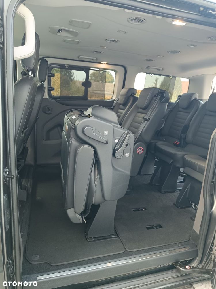 Ford Tourneo Custom - 6