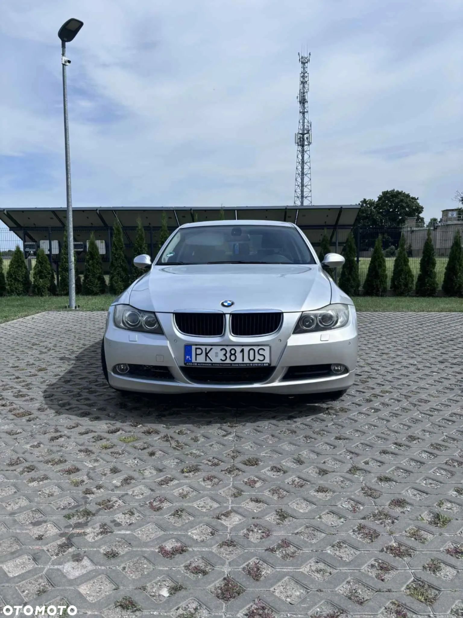BMW Seria 3 320i - 1