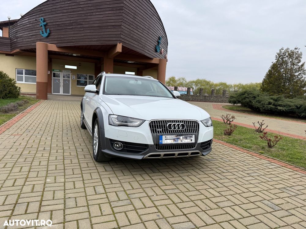 Audi A4 2.0 TDI DPF quattro S tronic Ambiente - 1