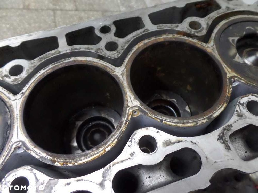 VOLVO S60 II V60 V70 III 10-17 1.6 D2 BLOK SILNIKA D4162T - 6