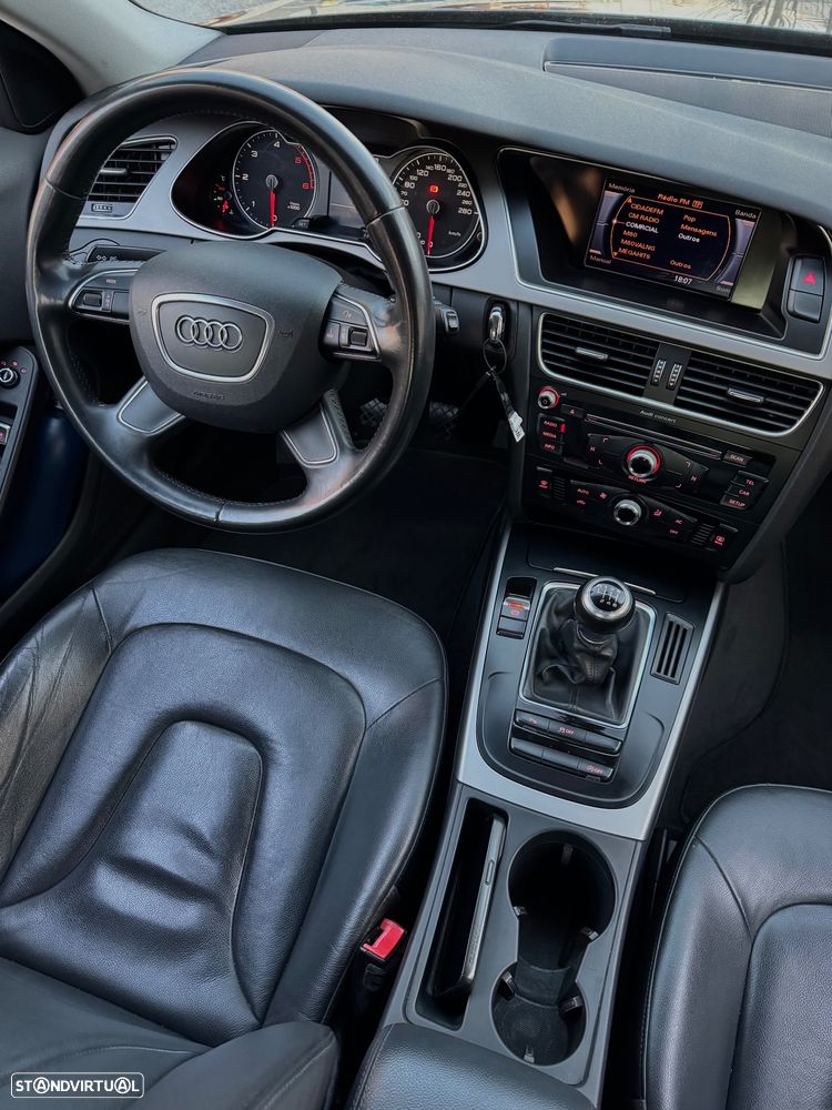 Audi A4 2.0 TDI DPF Ambition - 10