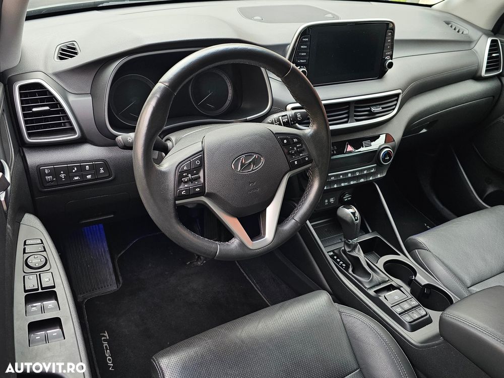 Hyundai Tucson - 12