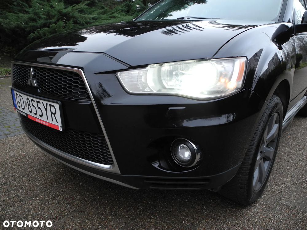 Mitsubishi Outlander - 3