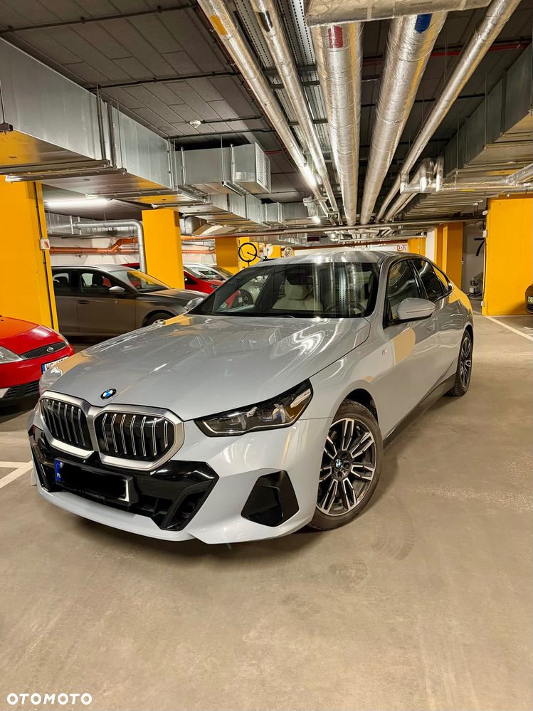 BMW Seria 5 520i mHEV M Sport sport - 1