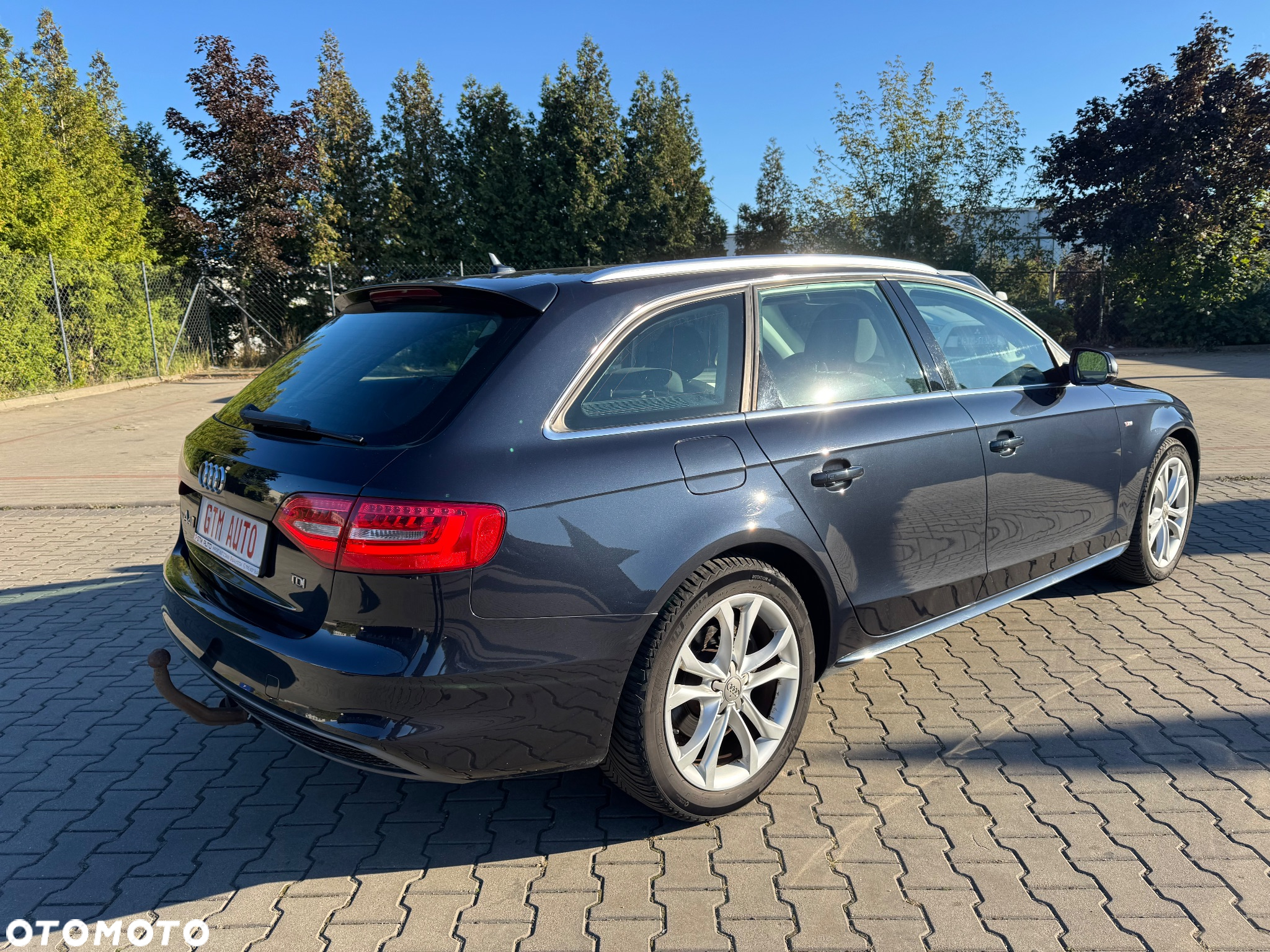 Audi A4 Avant 2.0 TDI - 15