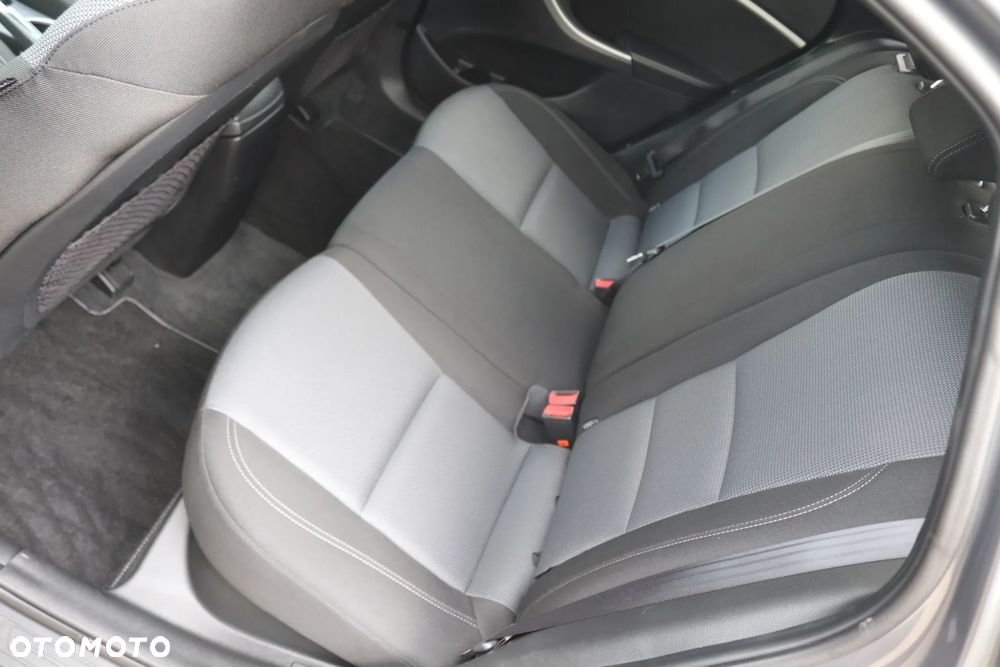 Hyundai i30 1.4 Intro Edition - 24