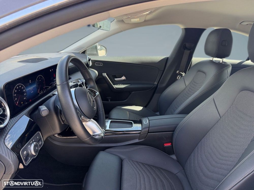 Mercedes-Benz CLA 180 d - 13