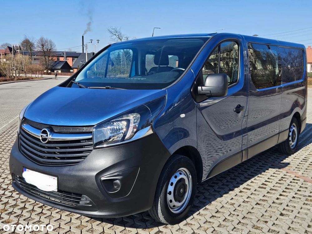 Opel Vivaro L2-long 5 osób , Brygadówka - 2
