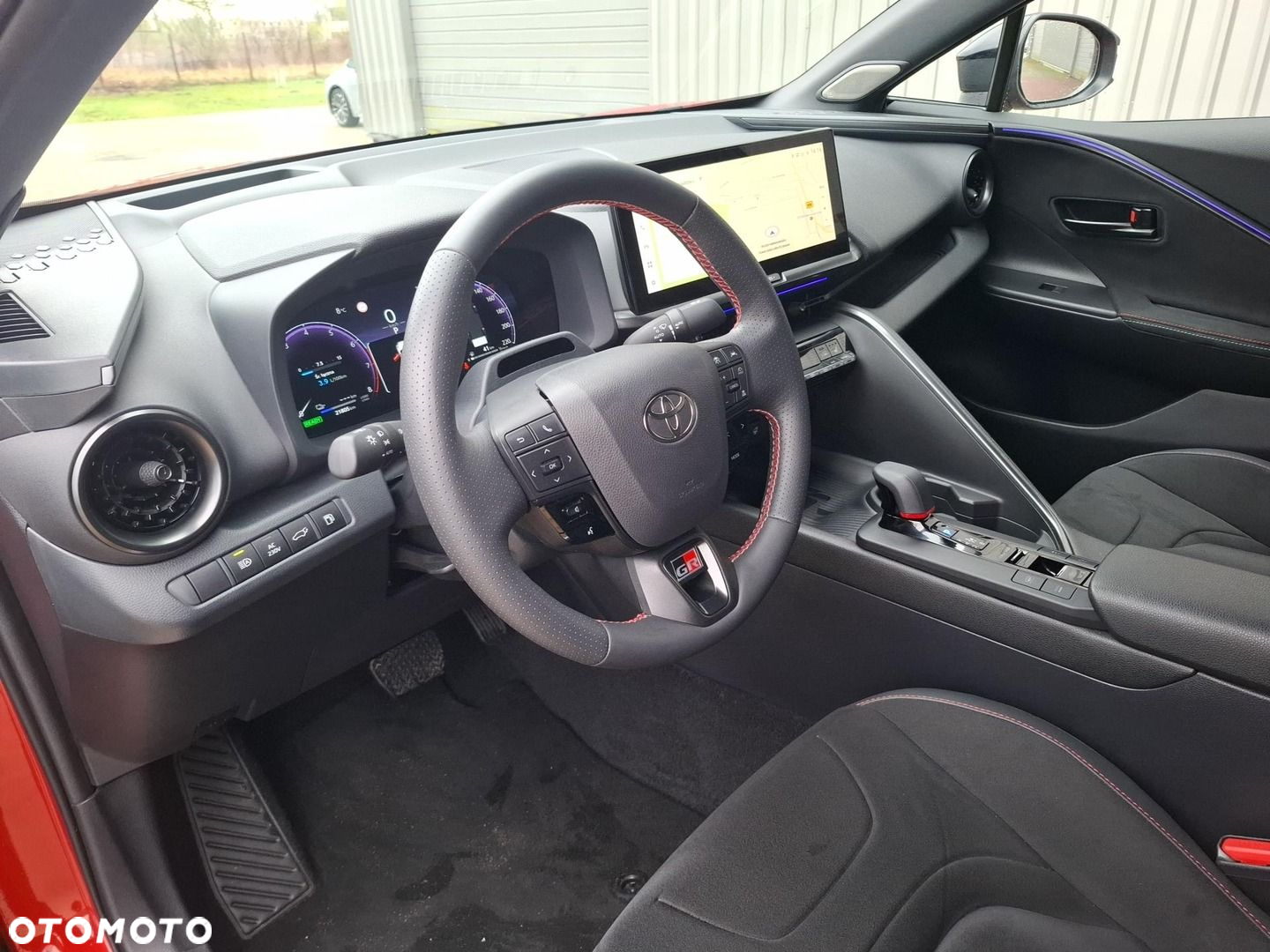 Toyota C-HR - 13