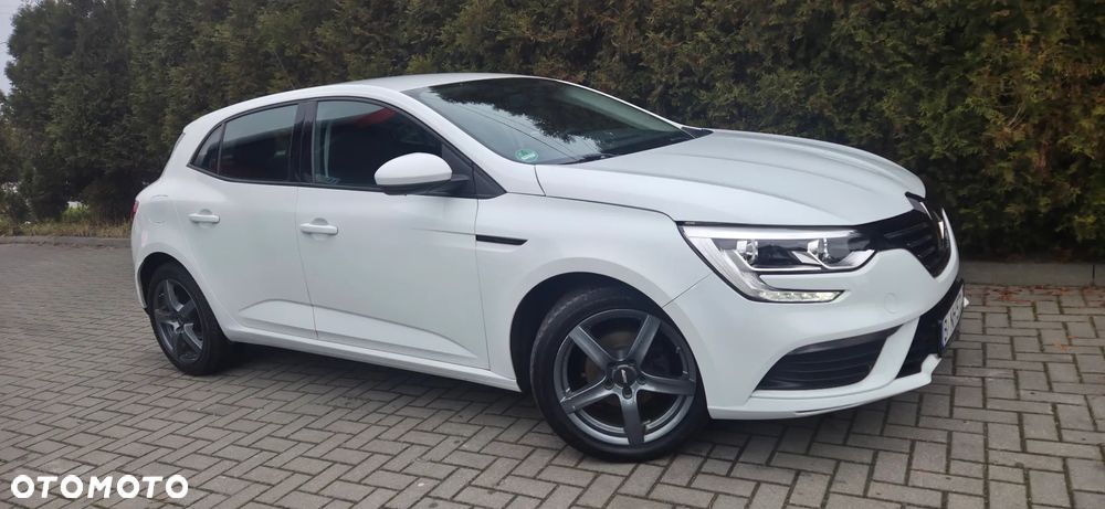 Renault Megane ENERGY TCe 100 LIFE - 3