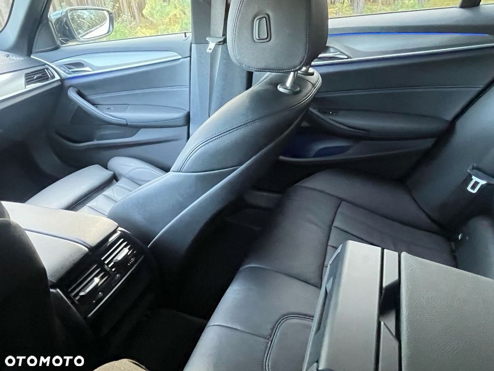 BMW Seria 5 520d M Sport Edition - 26