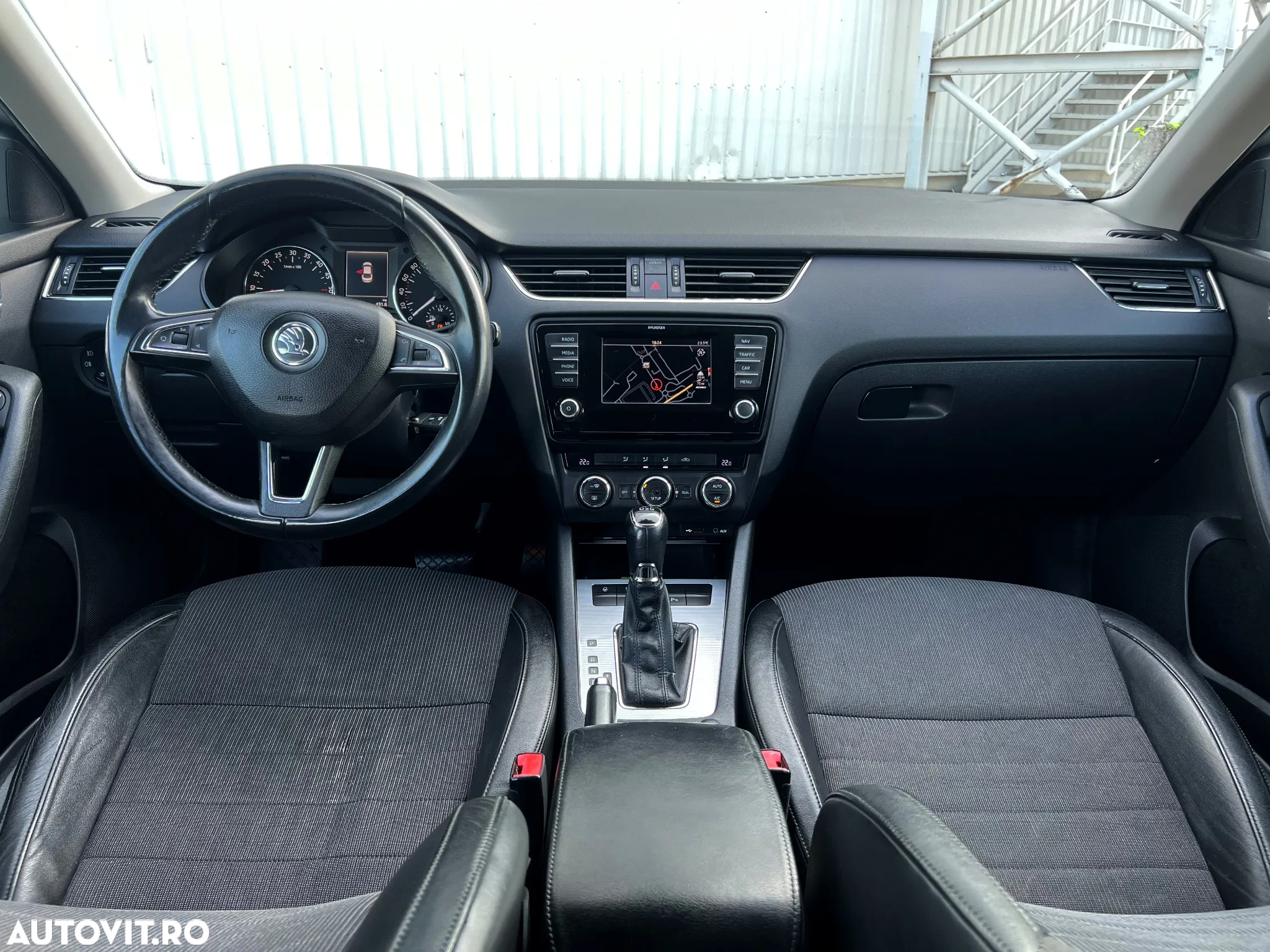 Skoda Octavia 2.0 TDI DSG Clever - 15