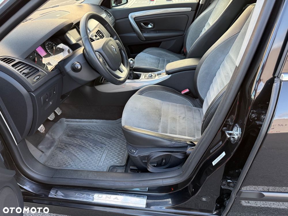 Renault Laguna dCi 150 FAP Bose - 16