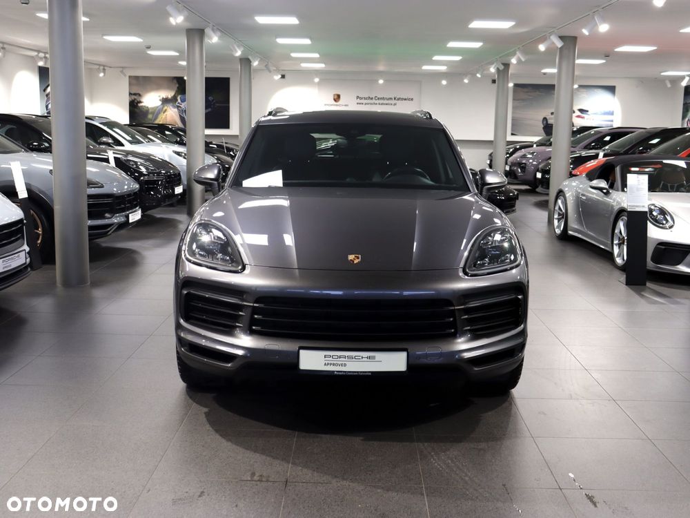 Porsche Cayenne - 8