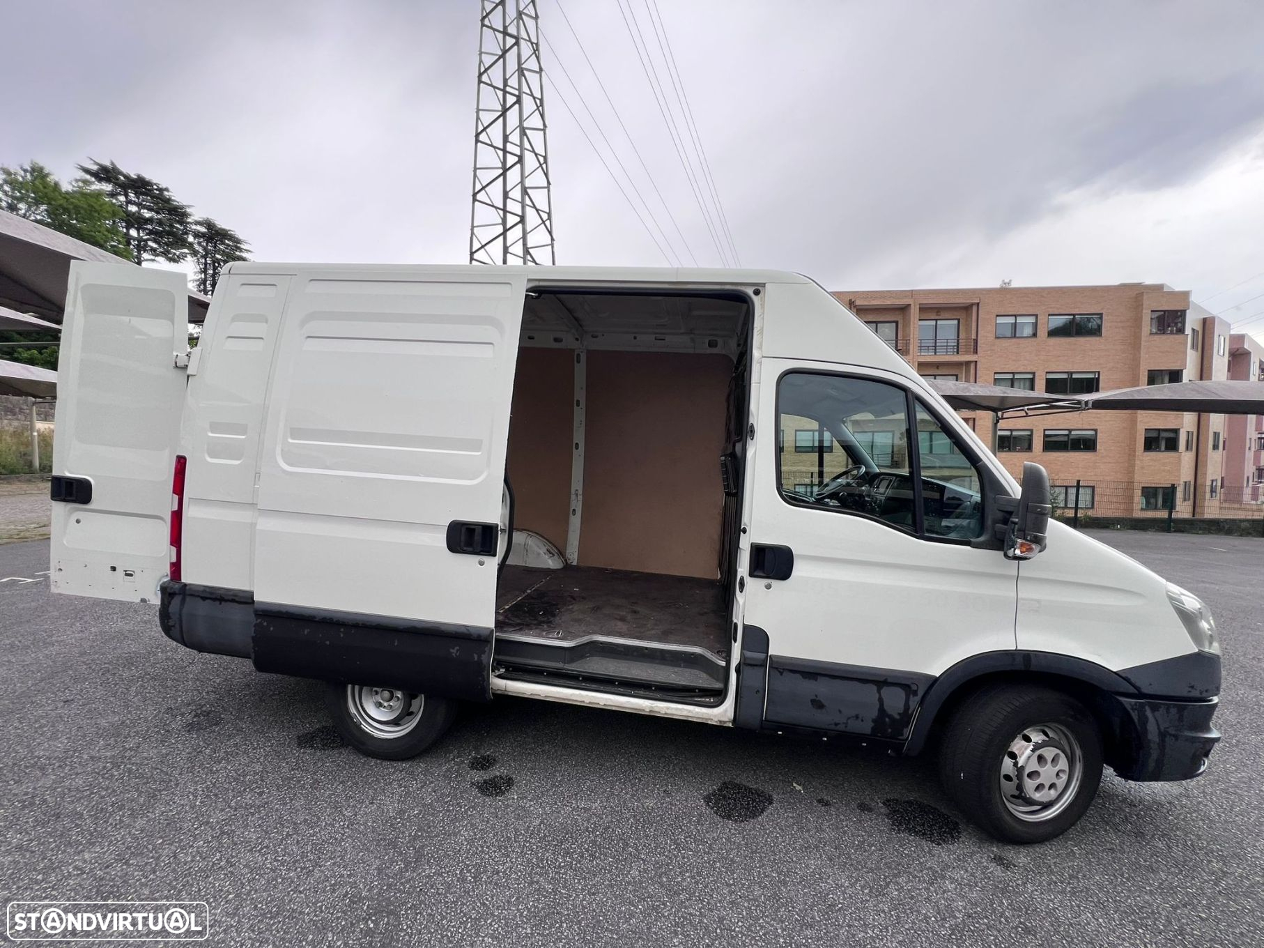 Iveco Daily 2.3 35C13D 3450 - 12