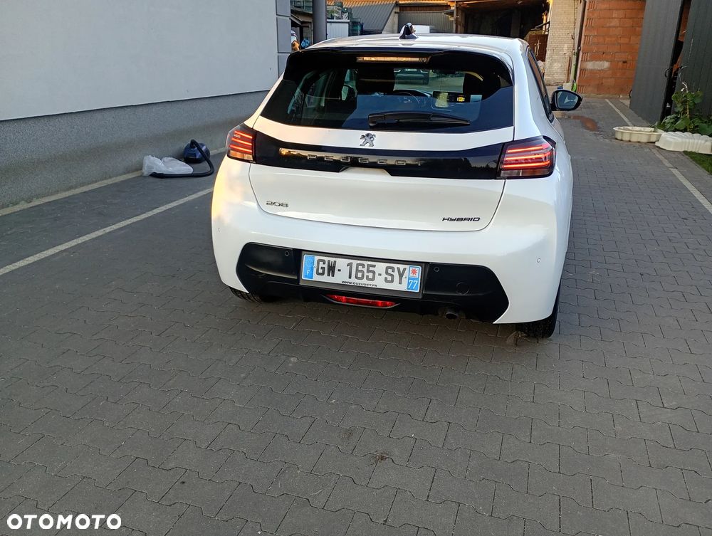 Peugeot 208 - 6