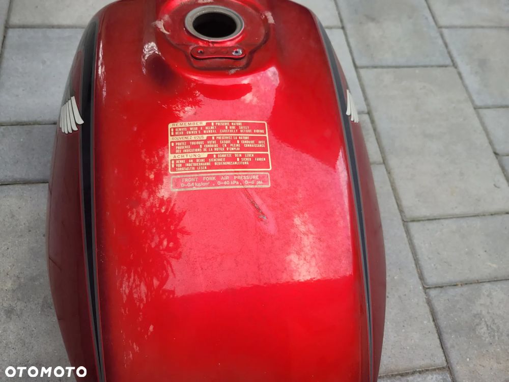 Bak, zbiornik paliwa Honda VT 500E - 19
