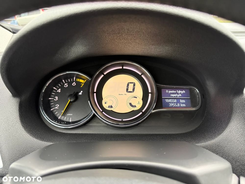 Renault Megane 1.6 16V Dynamique - 9