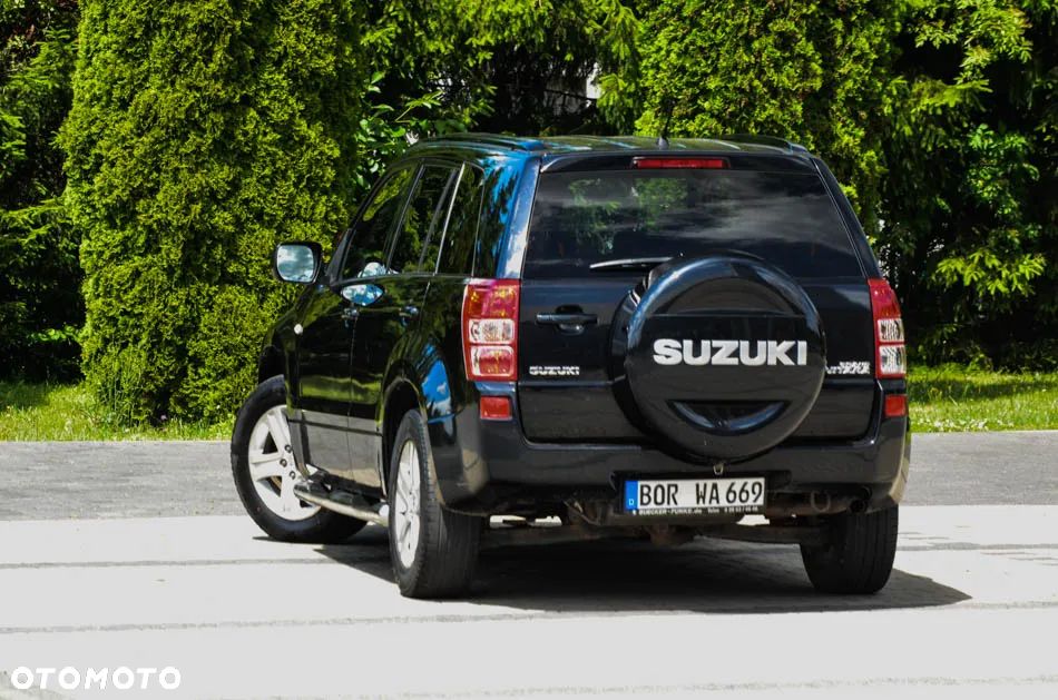 Suzuki Grand Vitara 2.0 De luxe - 20