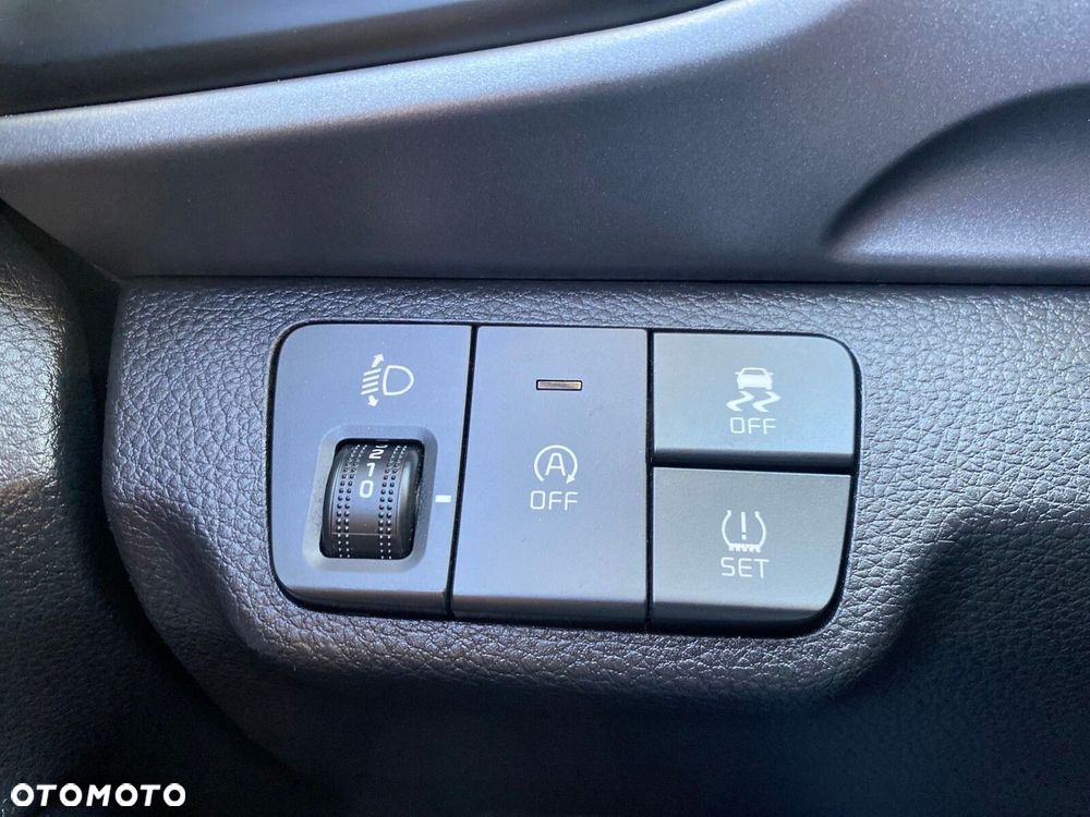Kia Stonic - 18