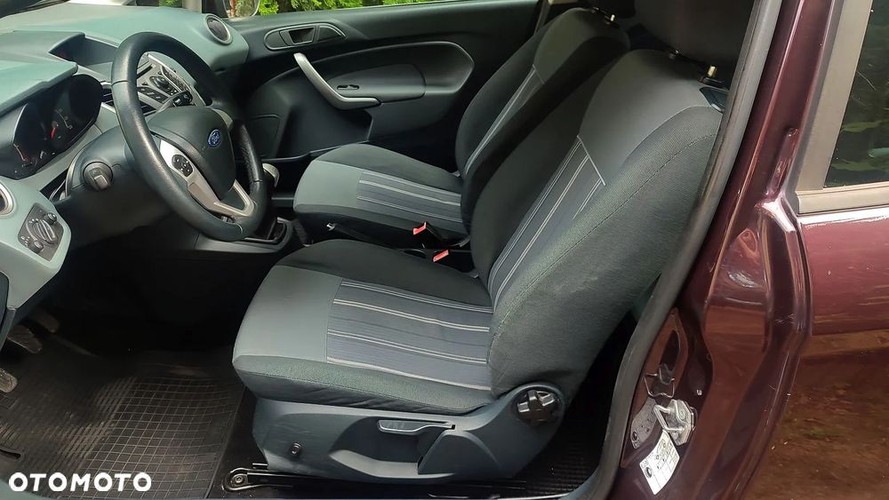 Ford Fiesta 1.25 Champions Edition - 4