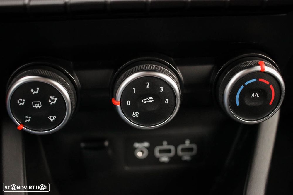 Renault Clio 1.0 TCe Limited - 16