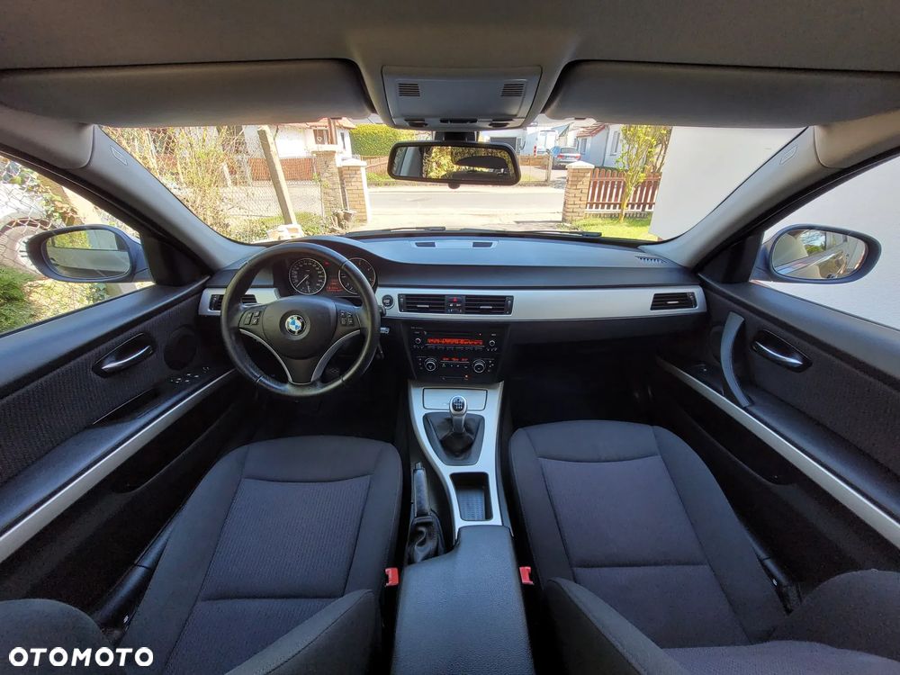 BMW Seria 3 318d DPF Edition Lifestyle - 7