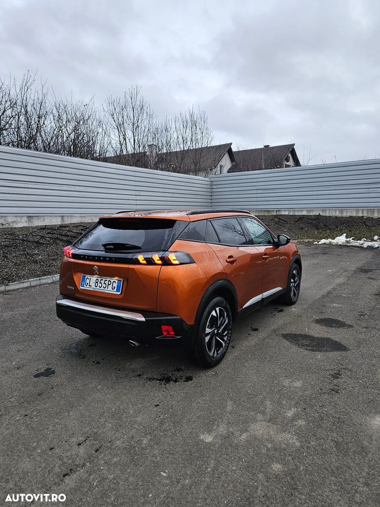 Peugeot 2008 1.5 BlueHDI 130 S&S EAT8 Allure - 5