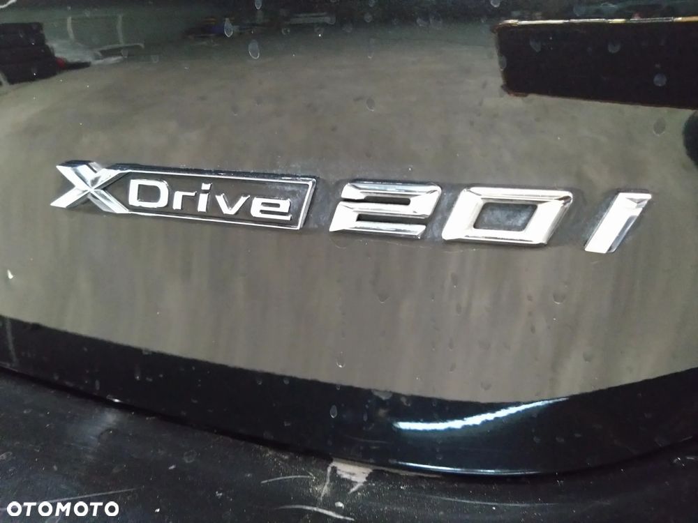 BMW X1 xDrive20i Sport Line - 18